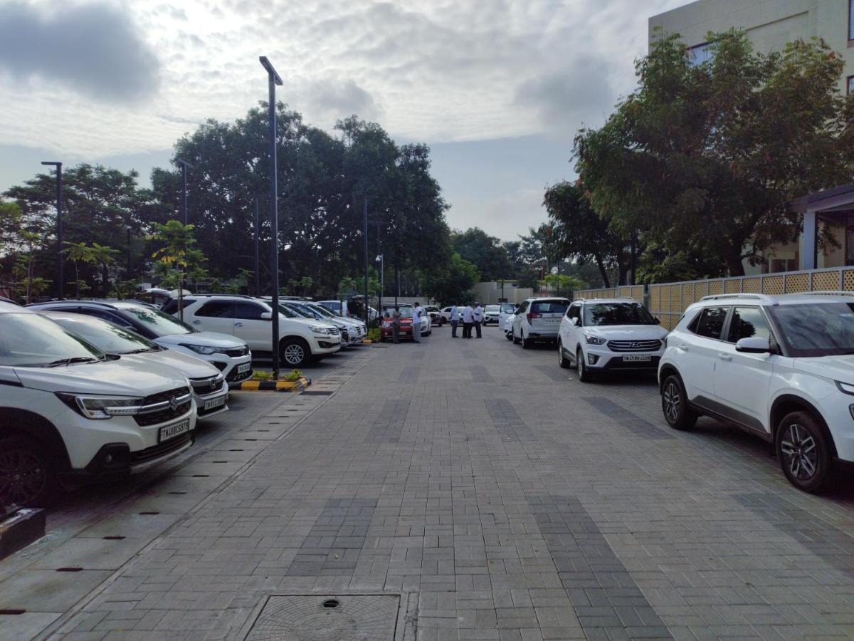Courtyard By Marriott Tiruchirappalli Exterior photo