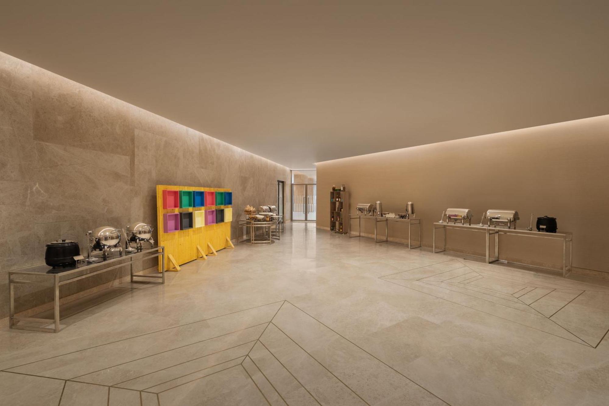 Courtyard By Marriott Tiruchirappalli Exterior photo