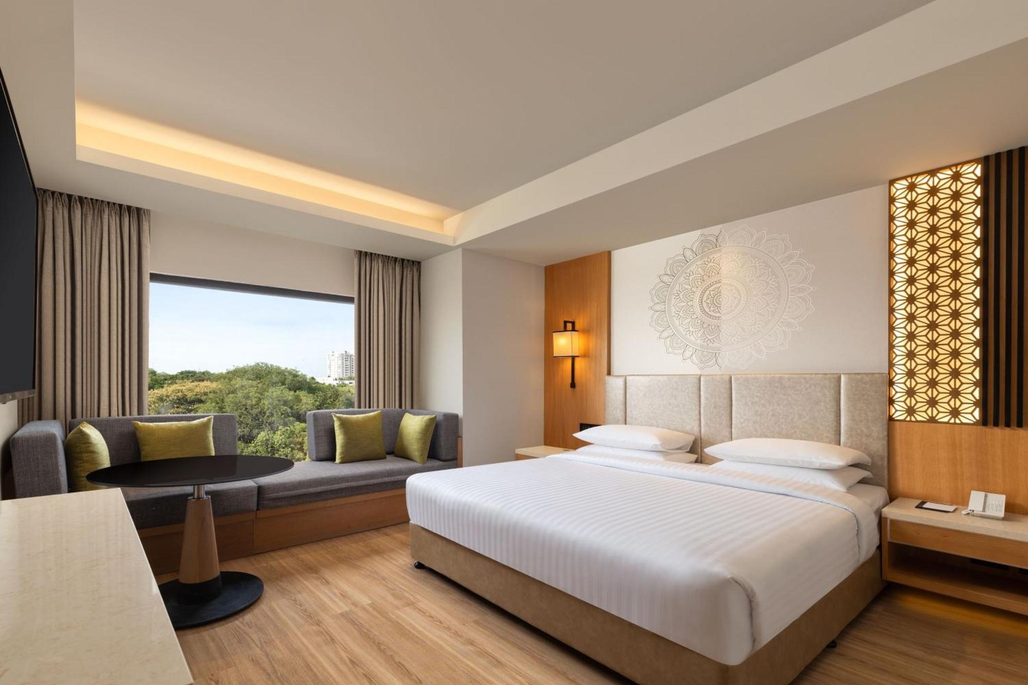 Courtyard By Marriott Tiruchirappalli Exterior photo